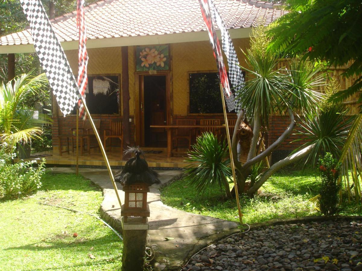 Dormitory Sedap Malam Singaraja Buitenkant foto