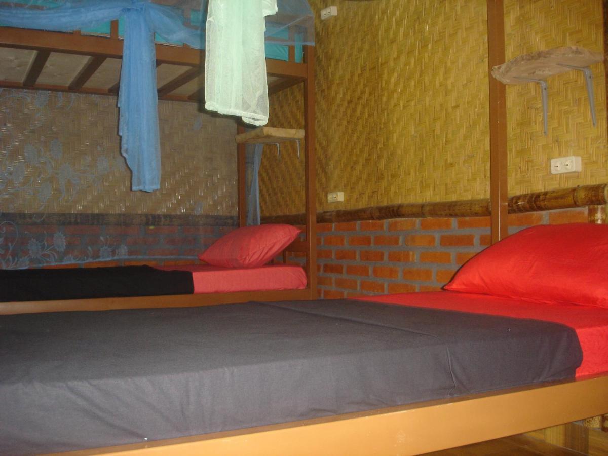 Dormitory Sedap Malam Singaraja Buitenkant foto